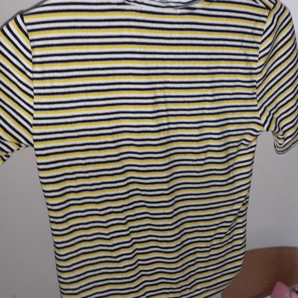 Striped tight fitting  t-shirt - Picture 2 of 3